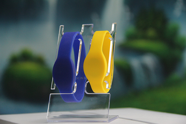 3D会员卡引领零售业新营销时代--亚游集团智能卡