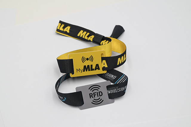 黑卡是什么？？？？四大行黑卡办理条件？？？？