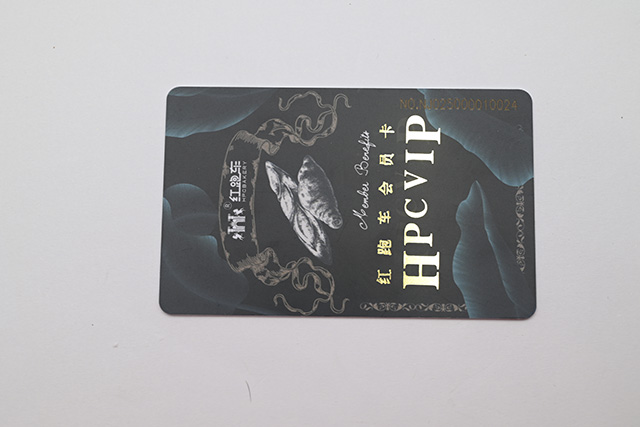 剖析：广州各个的充电卡是否可以兼容到一张充电卡上？？？
